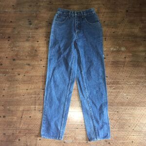 Vintage Lawman size 7 high rise mom jeans